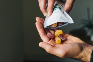 5 Benefits of Using Online Delta 8 Gummies